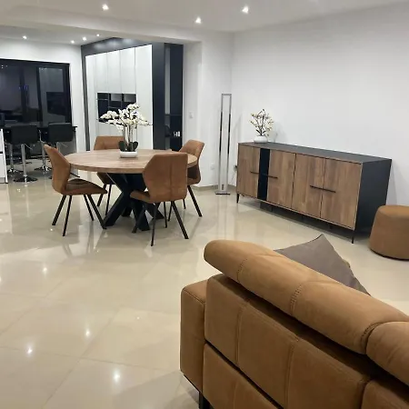 Hotel Maison Avec Jardin A 5 Minutes Du Grand Stade Pierre Mauroy